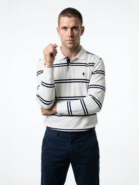 ✌️4/$20✌️ Izod rugby style top